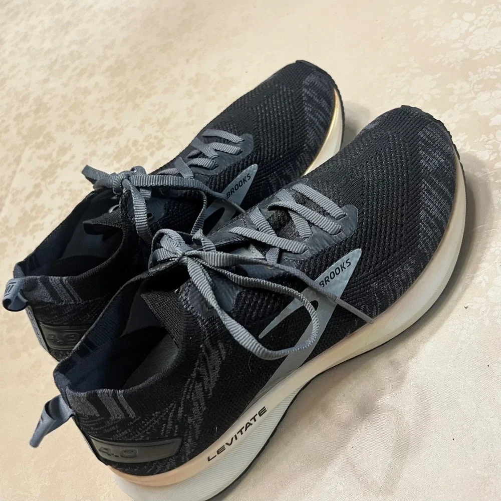 Brooks Levitate 4 Womens Running Shoes Black Grey 1203351B012 Size 7